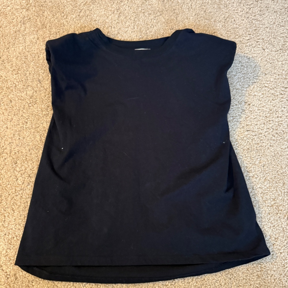 Babaton Black Sleeveless Crewneck Tank Top